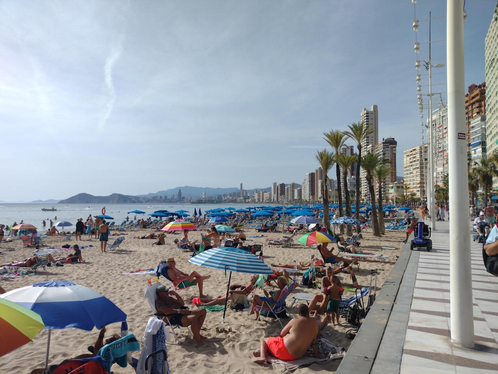 Living Benidorm. Playa Levante Eksteriør bilde